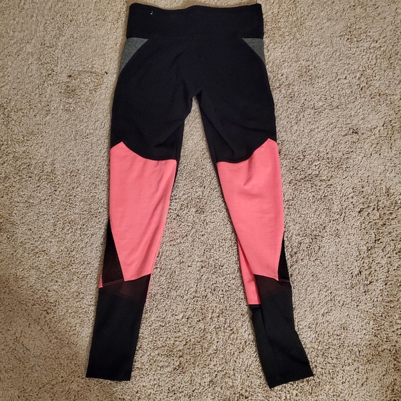 Victoria's Secret Pink Leggings Size Small - Picture 8 of 8